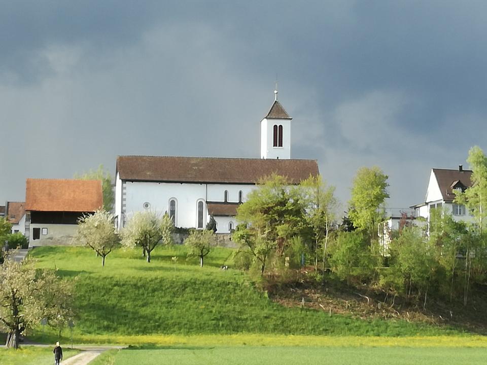 Kirche Südseitig