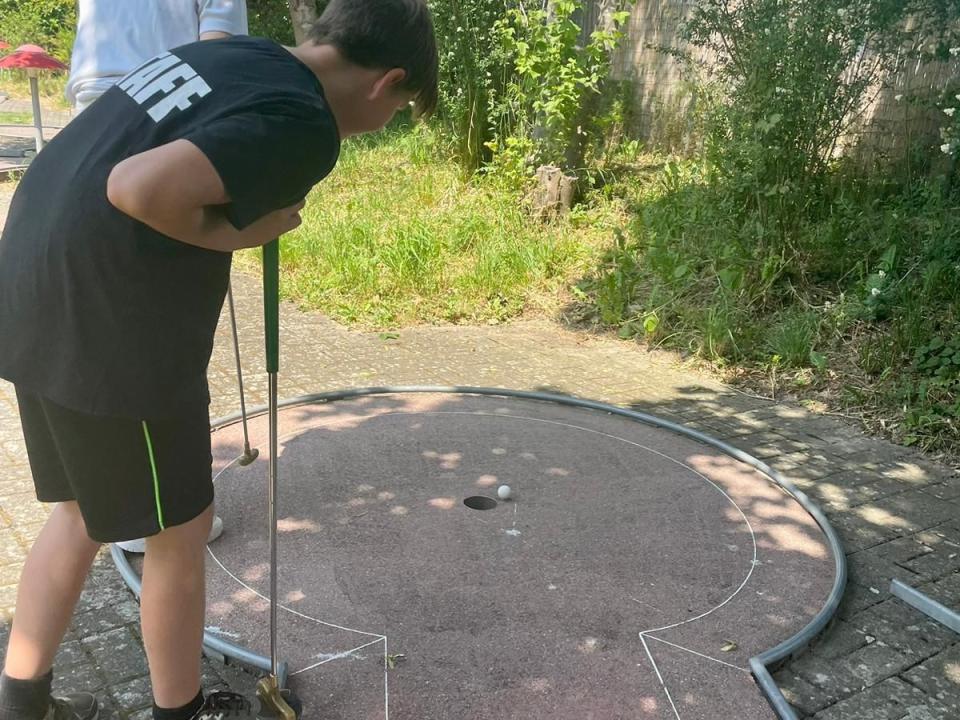 Wo rollt der Ball nur hin?