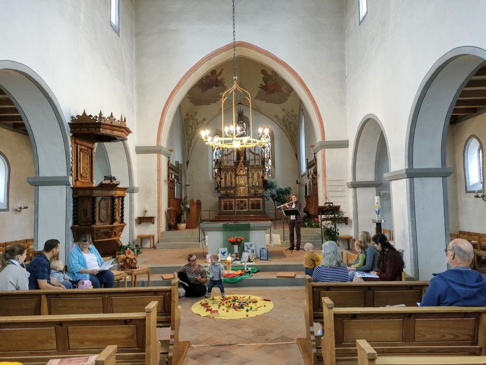 Musikalische Begrüssung von Ruth Studer mit der Querflöte