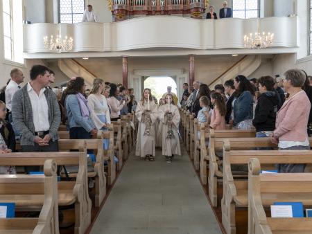 Einzug in die Kirche