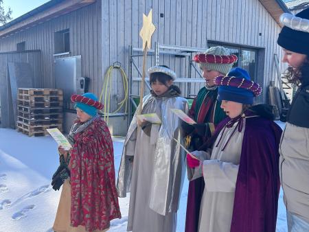 Mit Stern und Segen von Tür zu Tür